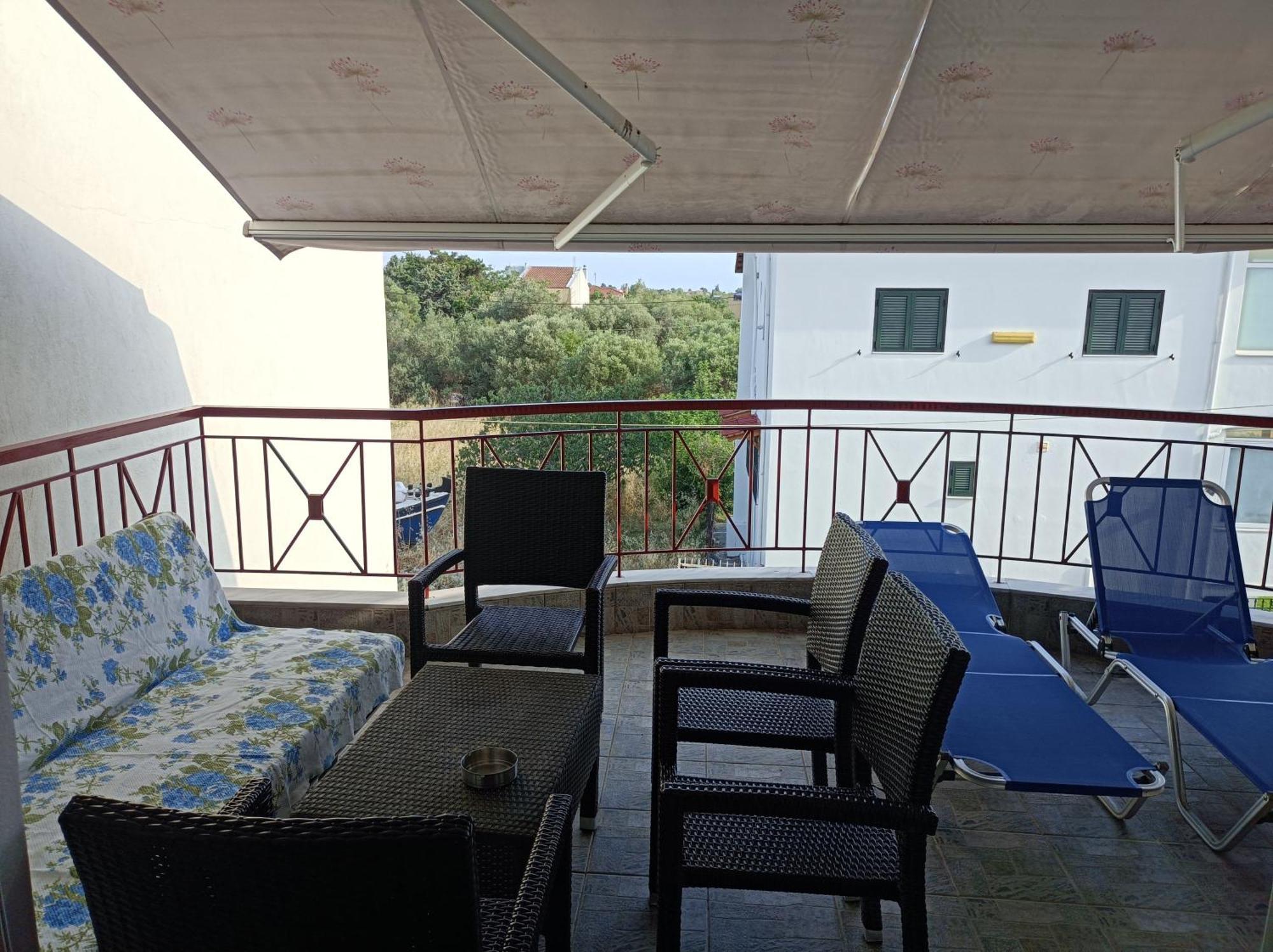 Blue Moon Apartments 尼亚米卡尼奥纳 客房 照片