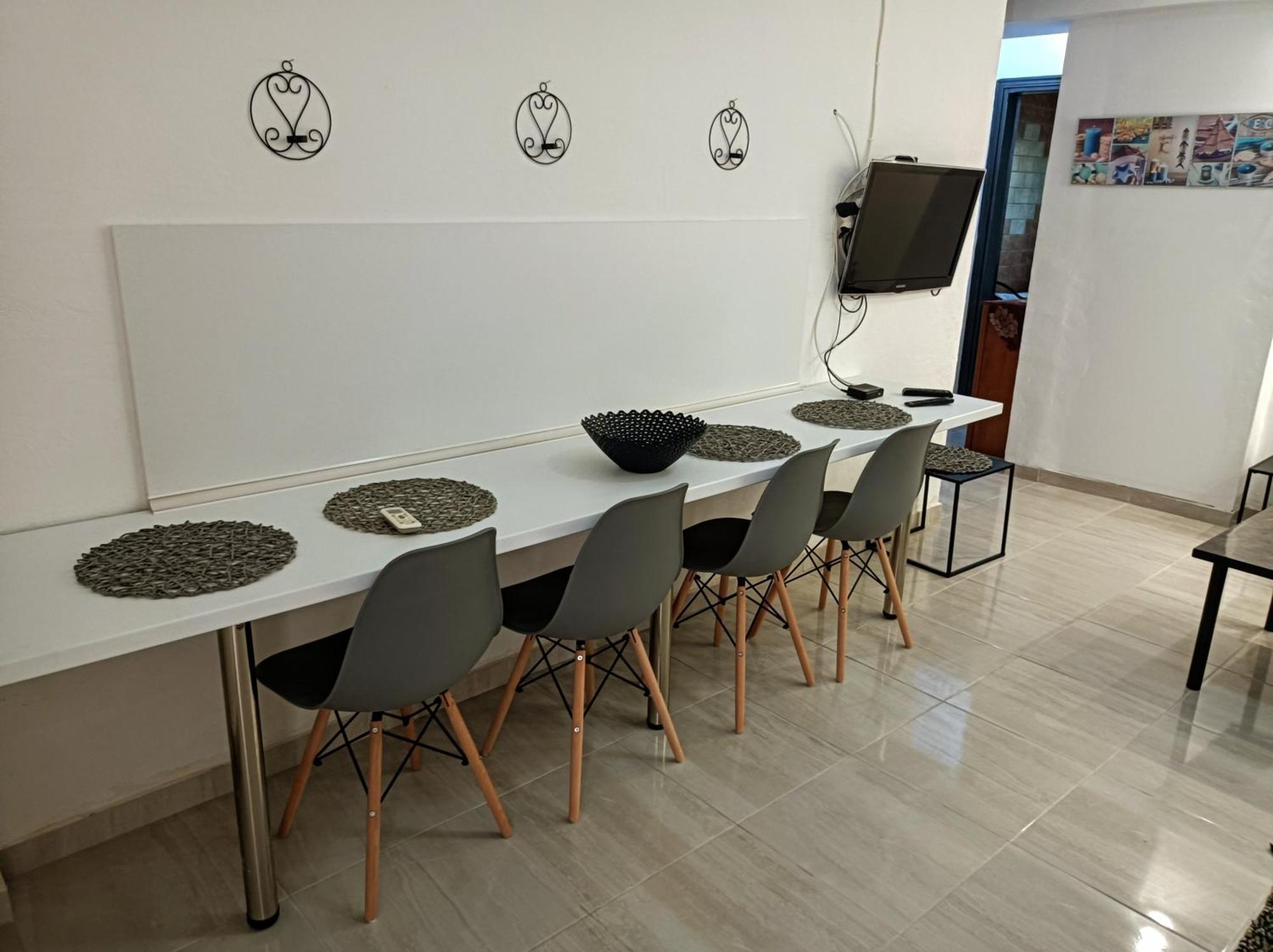 Blue Moon Apartments 尼亚米卡尼奥纳 客房 照片